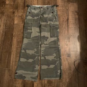 Ralph Lauren camouflage cargo pants size 4